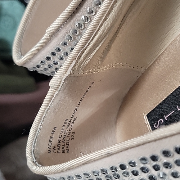 Steven women's rhinestone size 7 Loafers - Picture 3 of 3